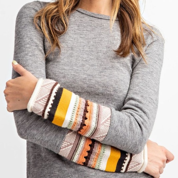 Multi Hacci Knitted Cuff Sleeve Sweater - Grey - Picture 3 of 9